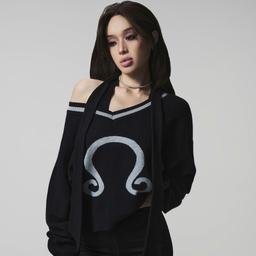 V NECK BOXY KNIT SWEATER OHZ
