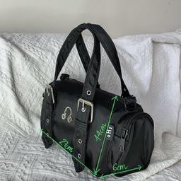 Túi trống ĐEN nhà bạch tuộc ( sì lay bag )